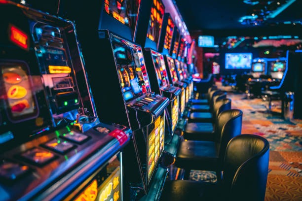Blueprint Gaming slot bonus round with expanding symbols on suletoto2